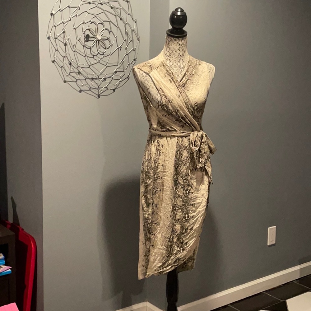 Snake skin dress size large. New without tag